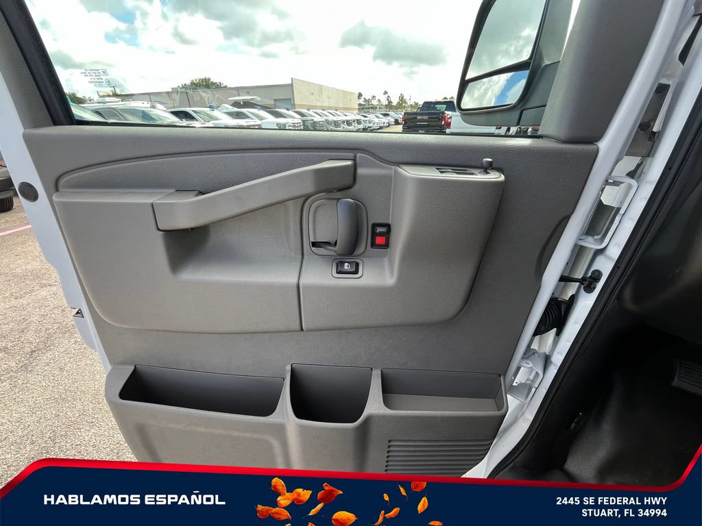 New 2026 GMC Savana 2500 w/ Driver Convenience Package RWD image 18