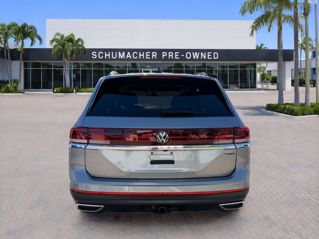 Used 2025 Volkswagen Atlas SE AWD/4WD image 6