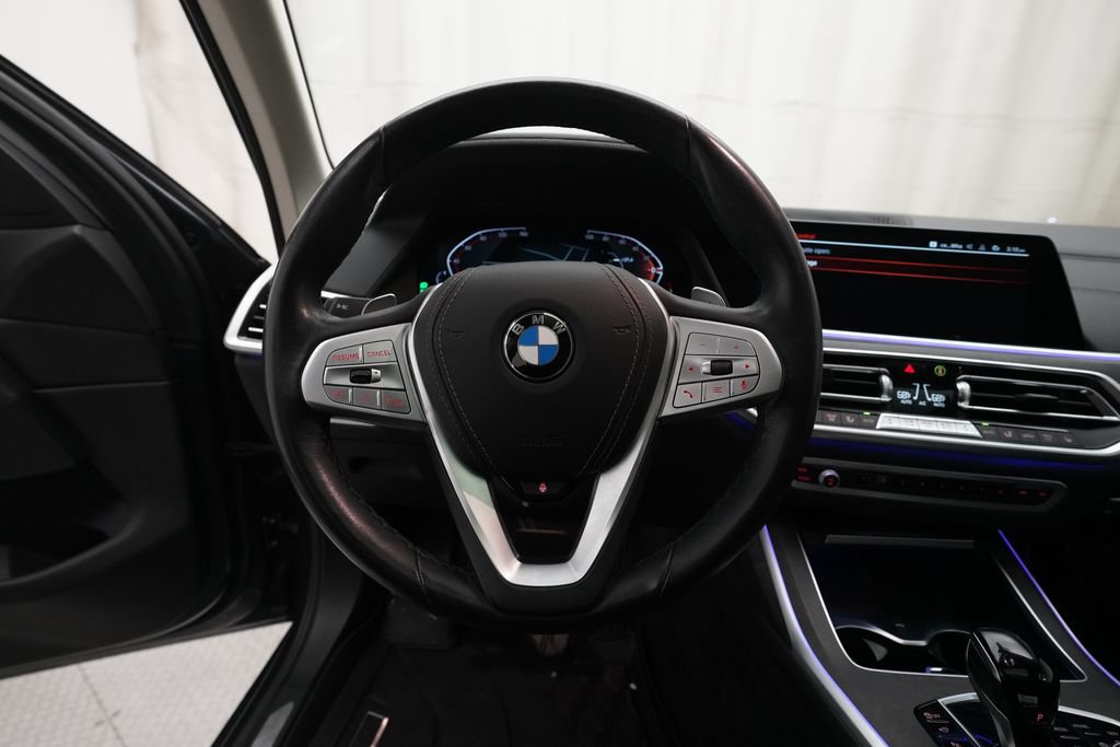 Used 2022 BMW X7 xDrive40i w/ Premium Package AWD/4WD image 3