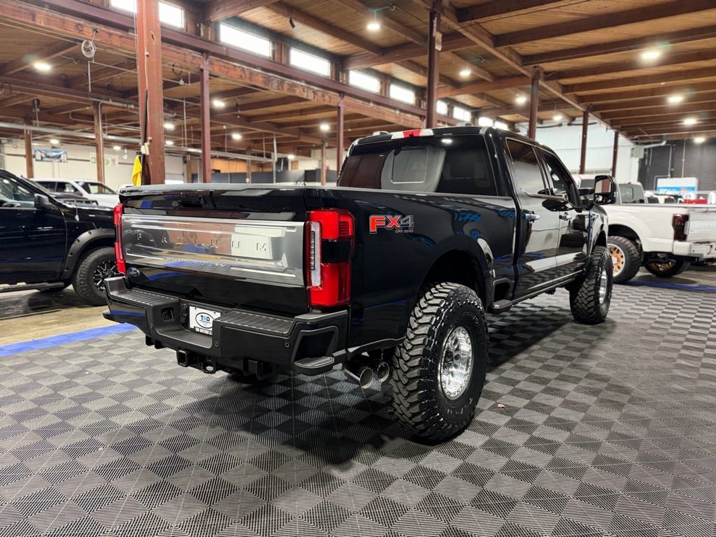 Used 2025 Ford F250 Platinum w/ Platinum Plus Package image 5