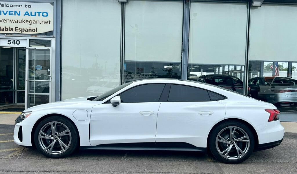 Used 2022 Audi e-tron GT Premium Plus AWD/4WD image 34