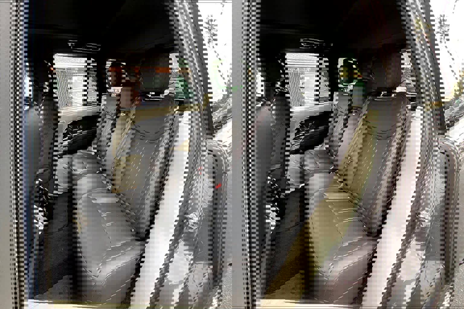 Used 2023 Land Rover Range Rover Autobiography image 27