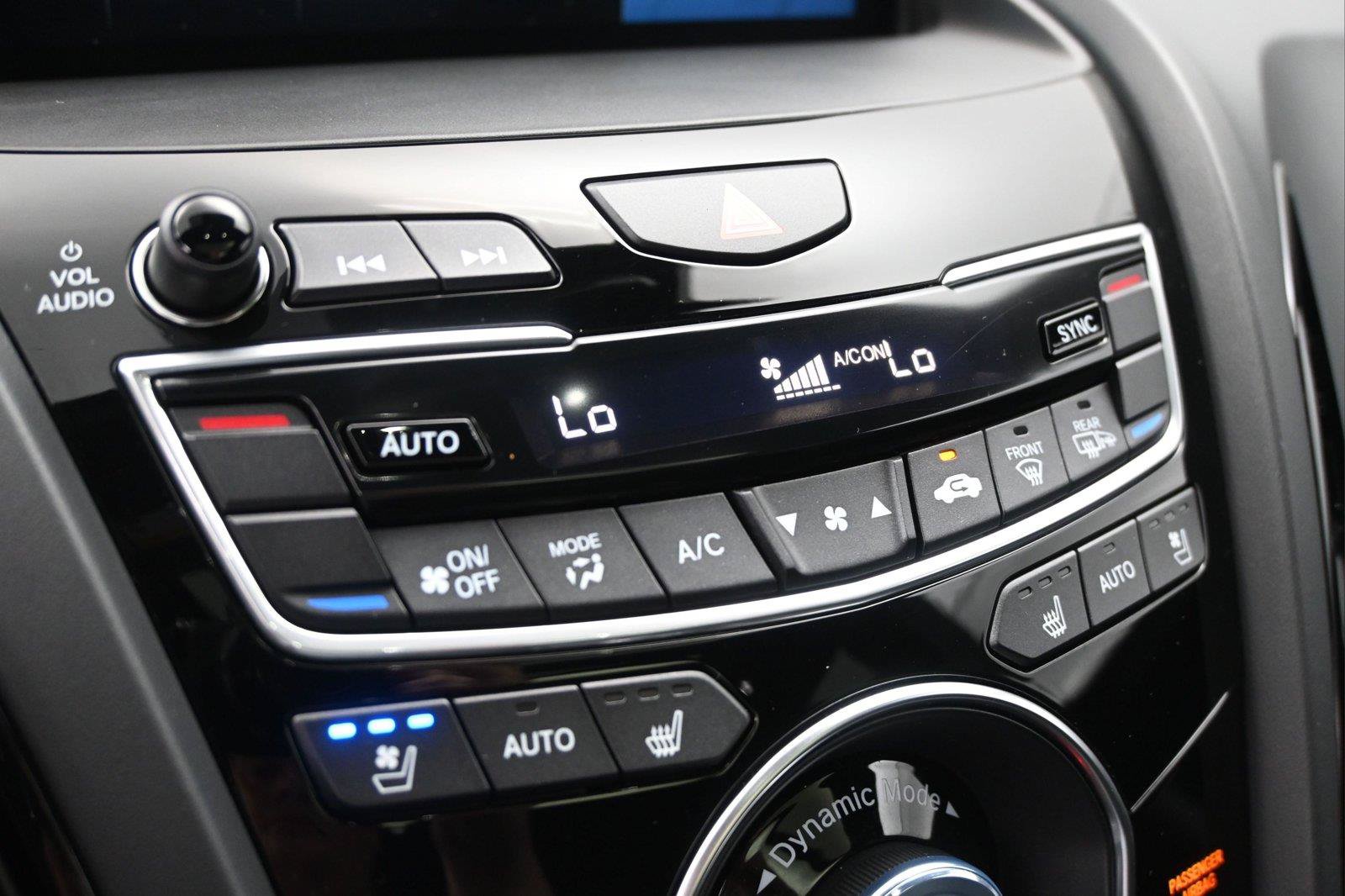 Certified 2025 Acura RDX w/ Advance Package AWD/4WD image 5