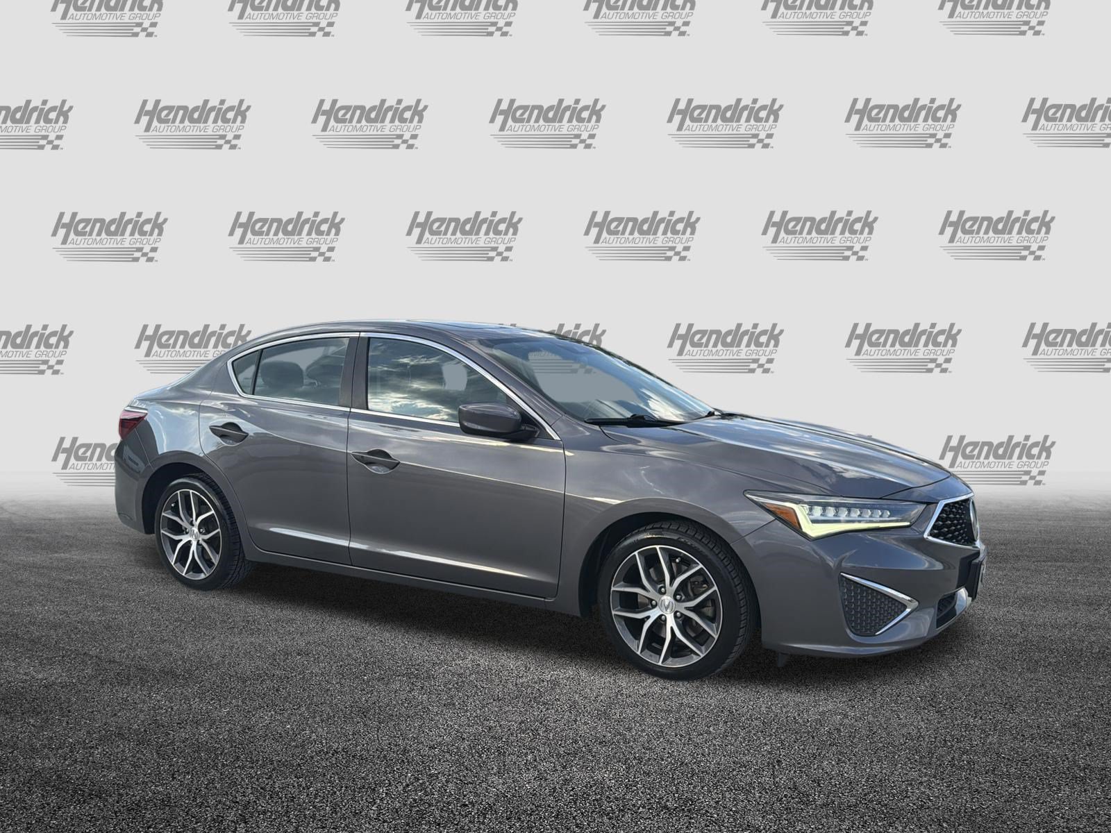 Certified 2019 Acura ILX w/ Premium Package FWD image 2