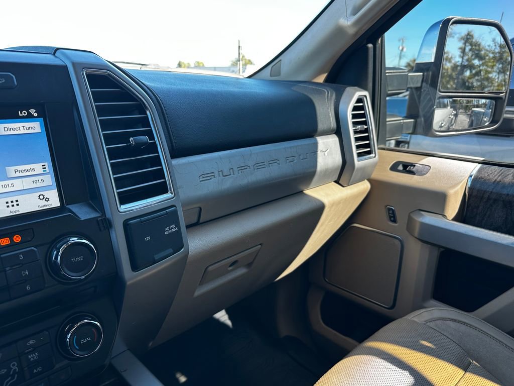 Used 2017 Ford F250 Lariat w/ Lariat Ultimate Package image 63