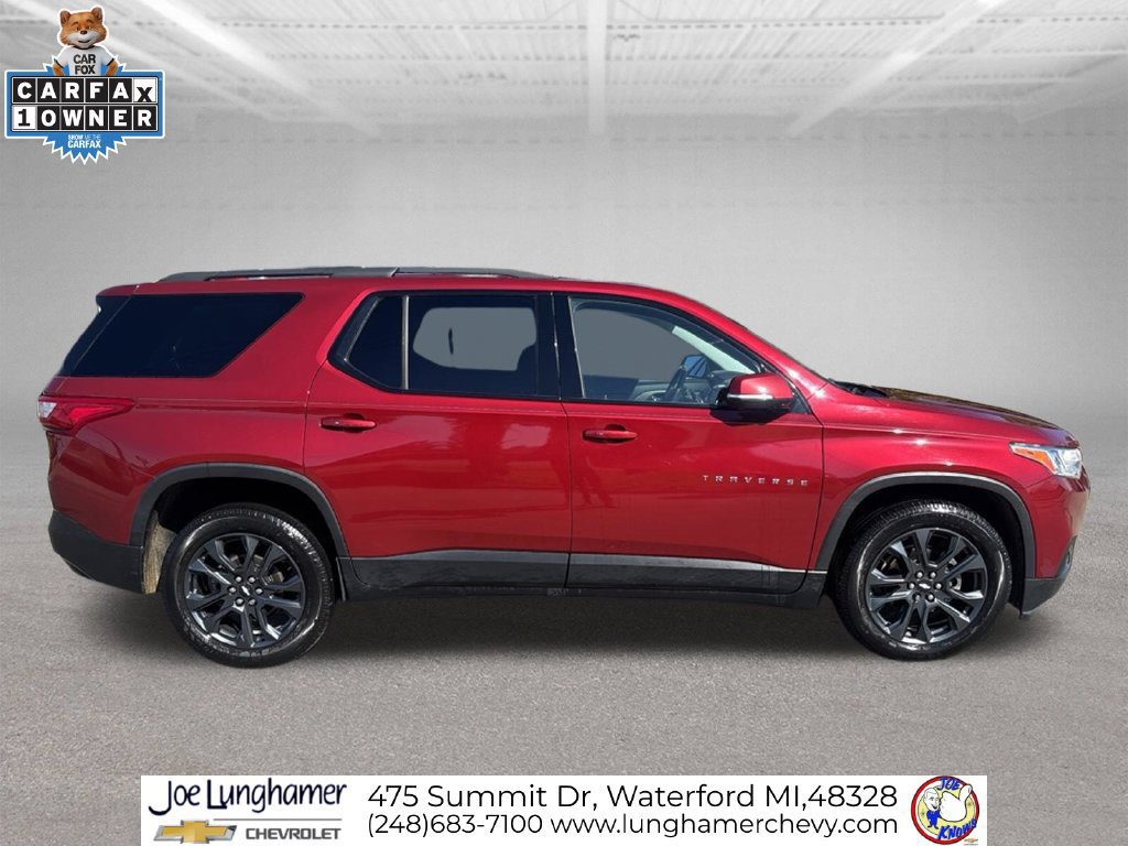 Used 2020 Chevrolet Traverse RS w/ LPO, Floor Liner Package FWD image 2