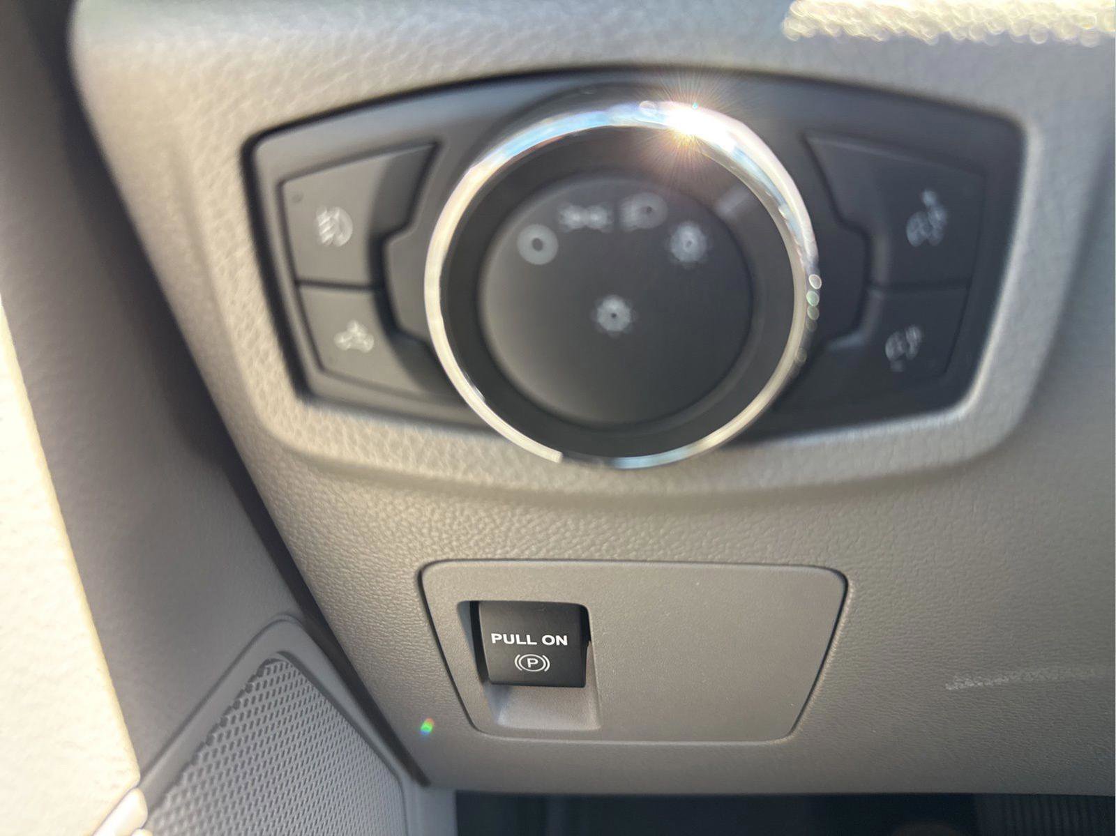 Used 2020 Ford F150 XL w/ Equipment Group 101A Mid AWD/4WD image 43