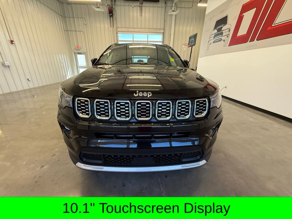 Used 2025 Jeep Compass Limited image 11