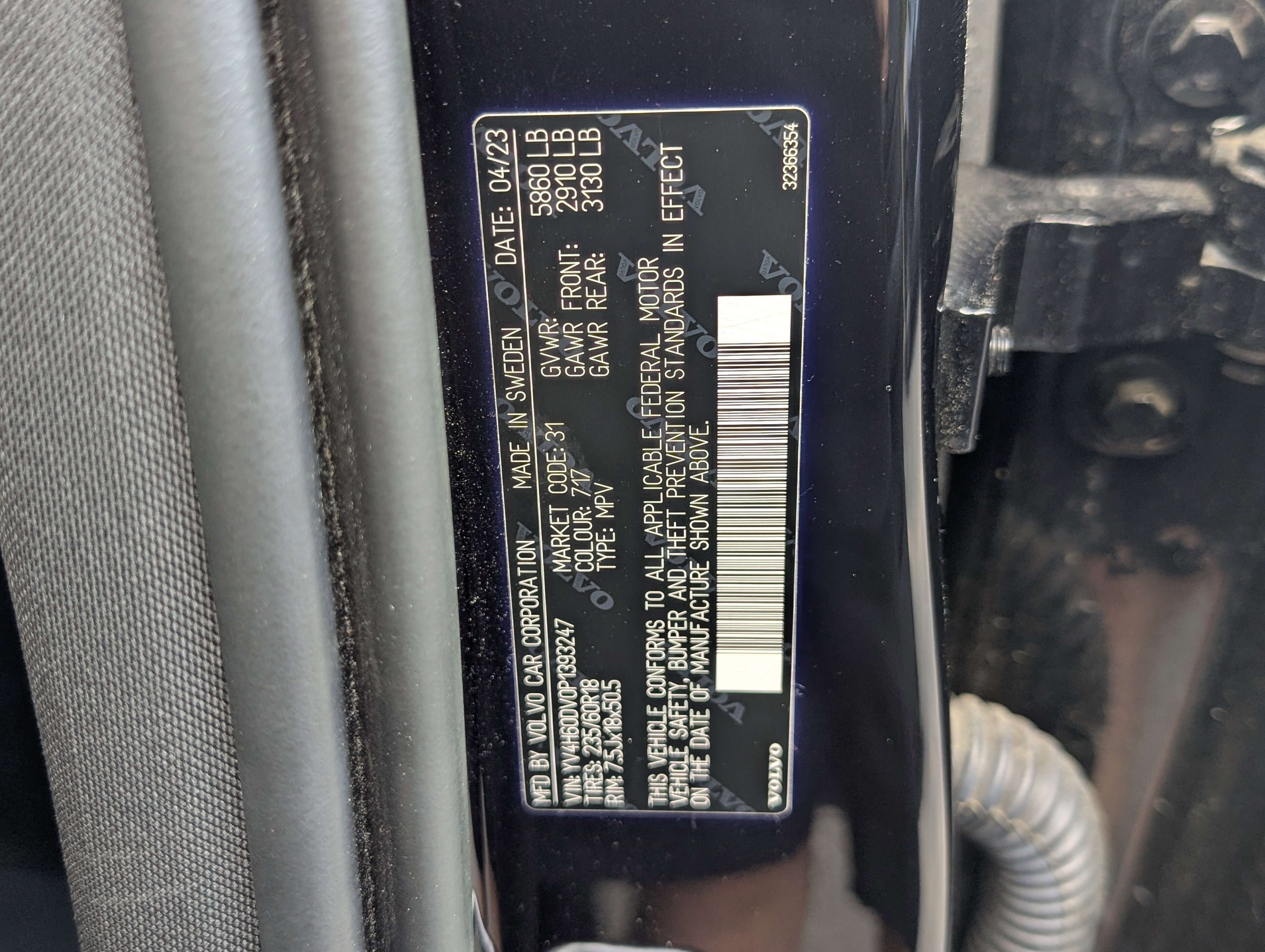 Used 2023 Volvo XC60 T8 Core image 37