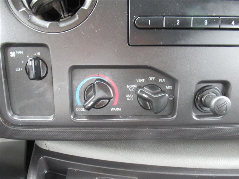 Used 2011 Ford E-250 and Econoline 250 w/ Insulation Pkg image 33