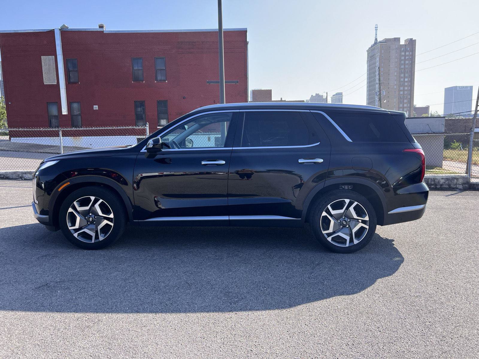 Used 2024 Hyundai Palisade SEL FWD image 34