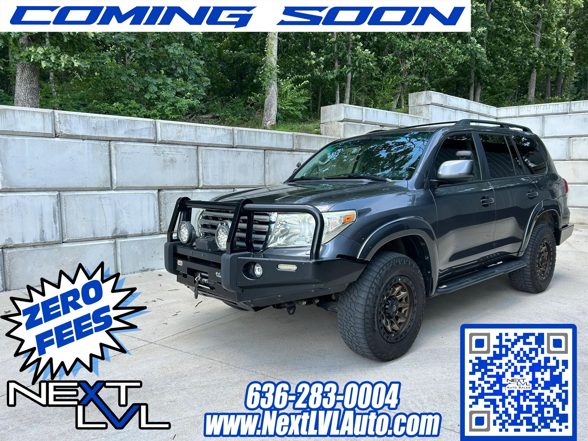 Used 2011 Toyota Land Cruiser w/ Upgrade Pkg AWD/4WD image 1