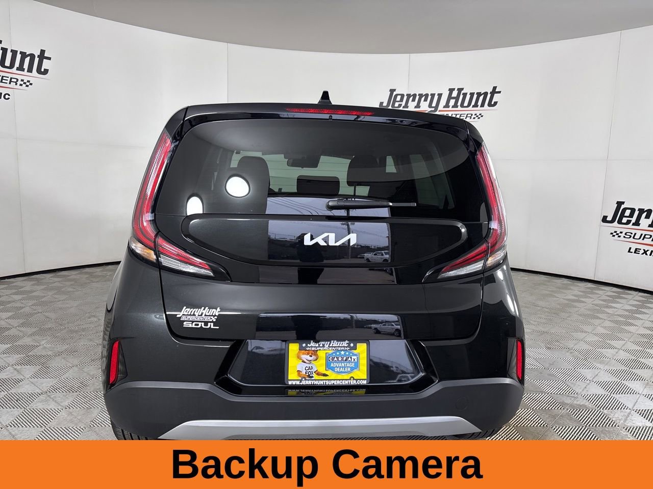 Used 2025 Kia Soul LX image 6