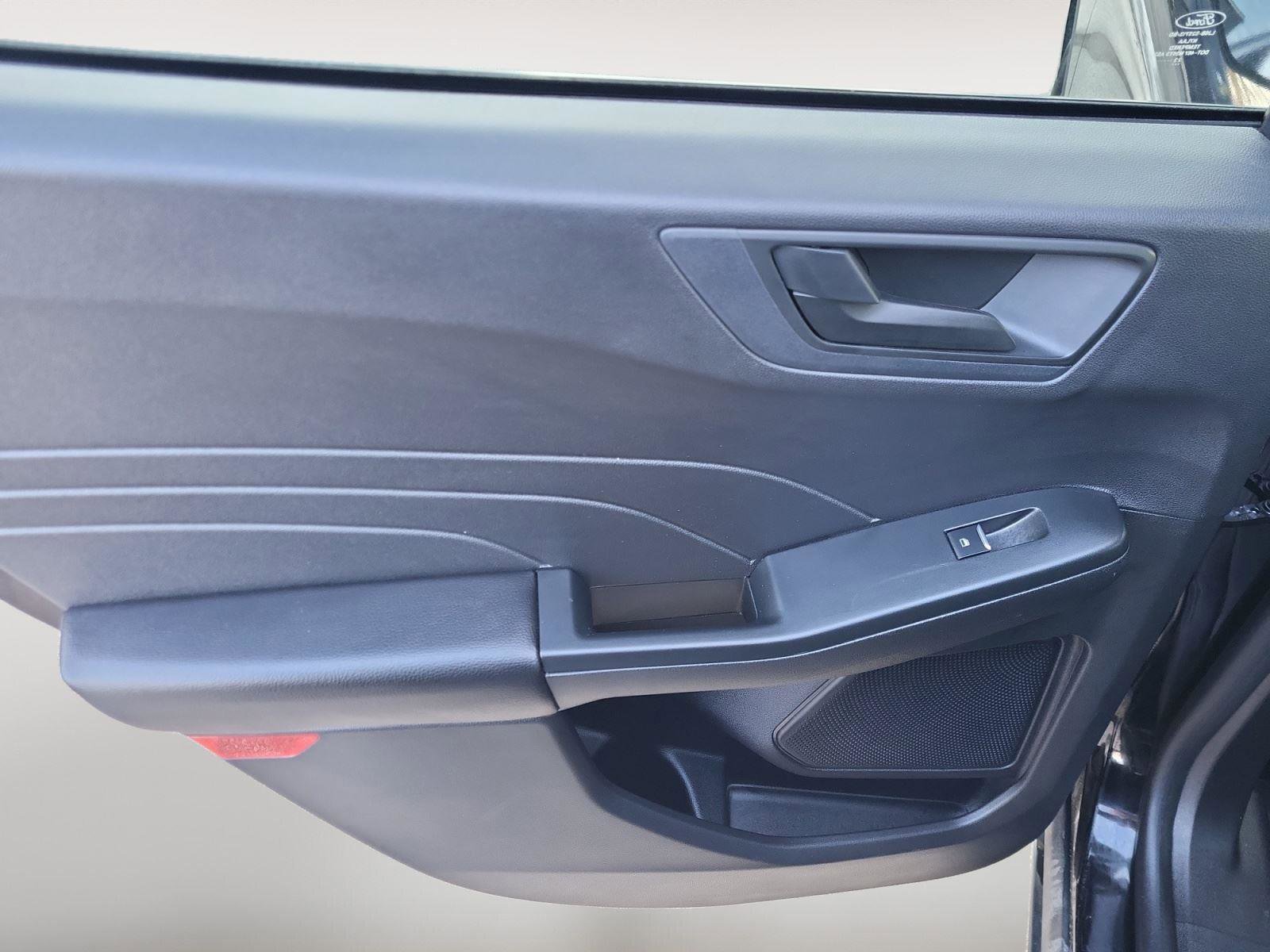 Used 2023 Ford Escape Active image 18