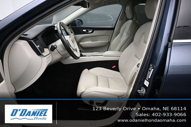Used 2018 Volvo XC60 T5 Inscription AWD/4WD image 25