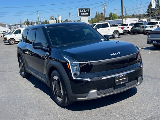 Certified 2026 Kia EV9 Wind AWD/4WD image 5