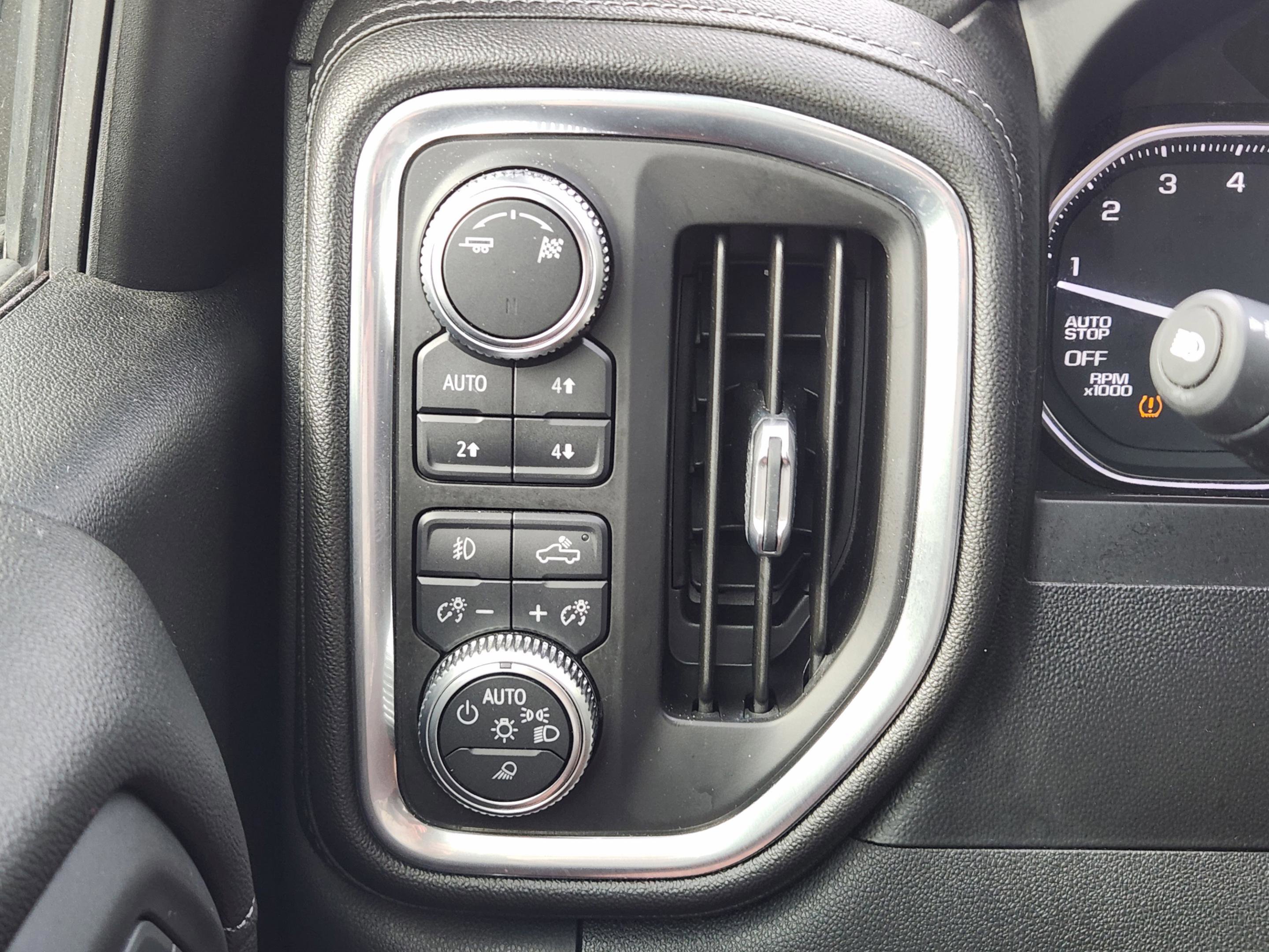 Used 2019 GMC Sierra 1500 SLT image 25