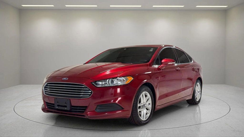 Used 2016 Ford Fusion SE image 15