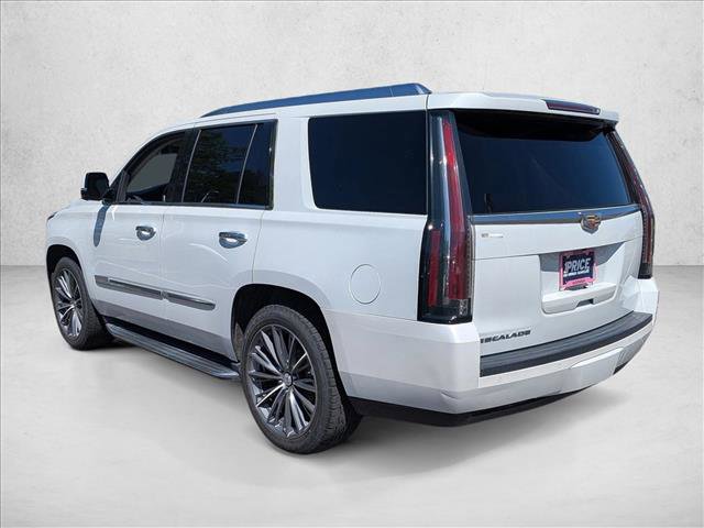 Used 2016 Cadillac Escalade Luxury AWD/4WD image 8
