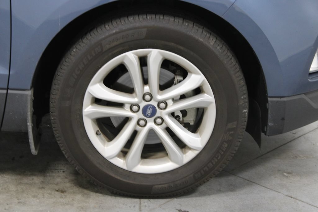 Used 2019 Ford Edge SEL w/ Equipment Group 201A FWD image 12