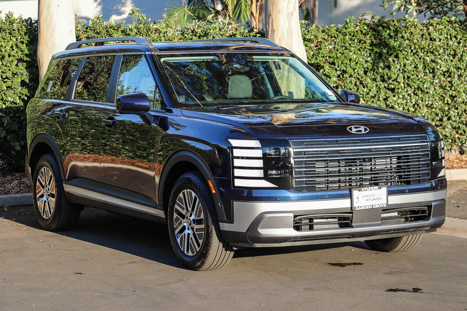 New 2026 Hyundai Palisade SEL Premium FWD image 3