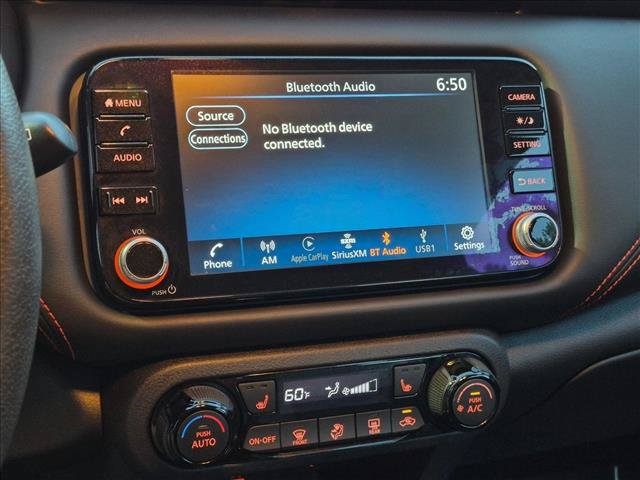 Used 2023 Nissan Kicks SR w/ SR Premium Package FWD image 12