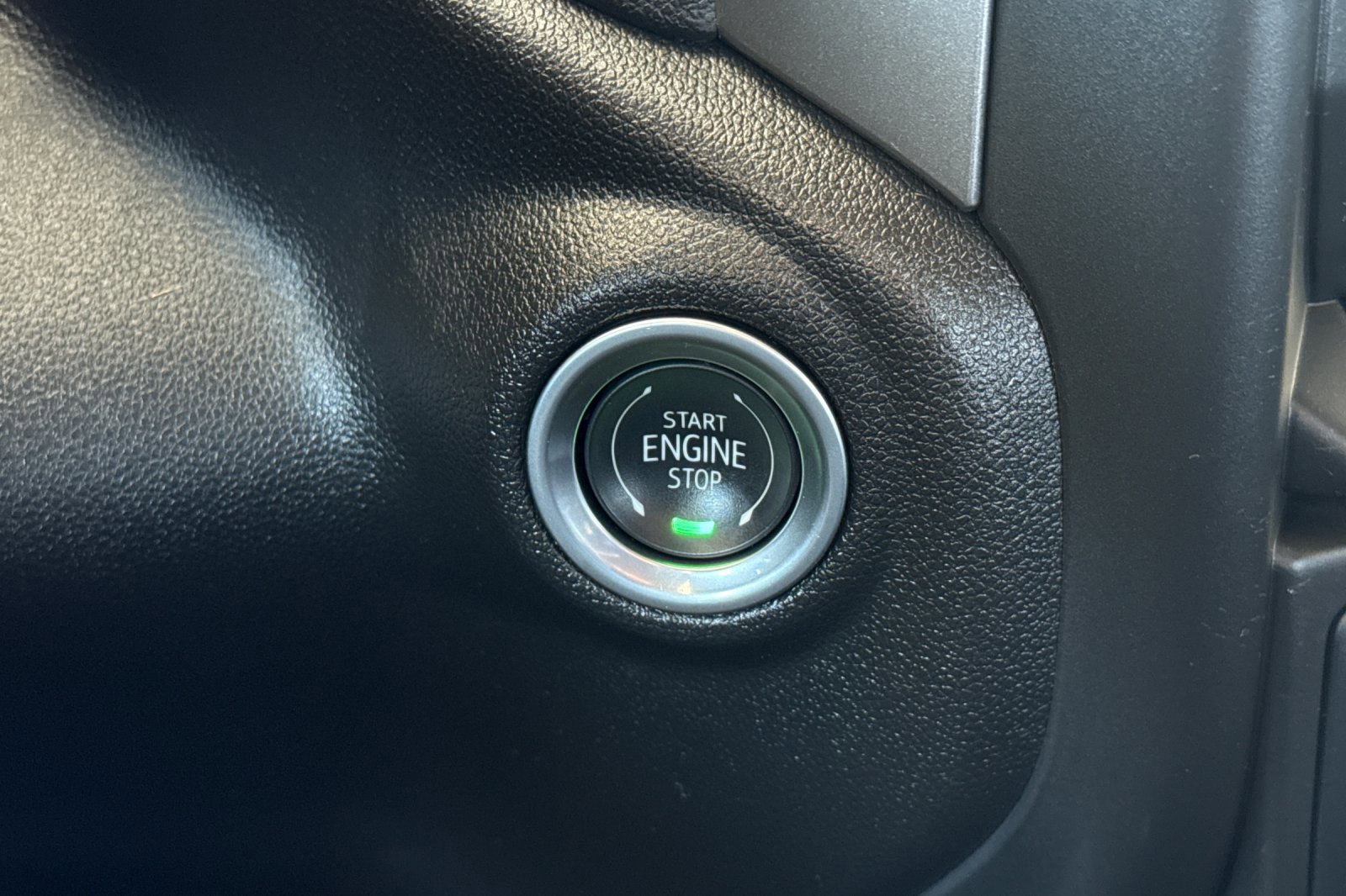 Used 2025 GMC Sierra 1500 Pro w/ Graphite Edition image 28