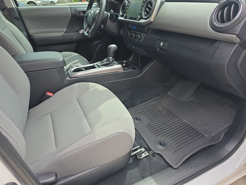 Used 2023 Toyota Tacoma SR5 w/ Technology Package RWD image 12