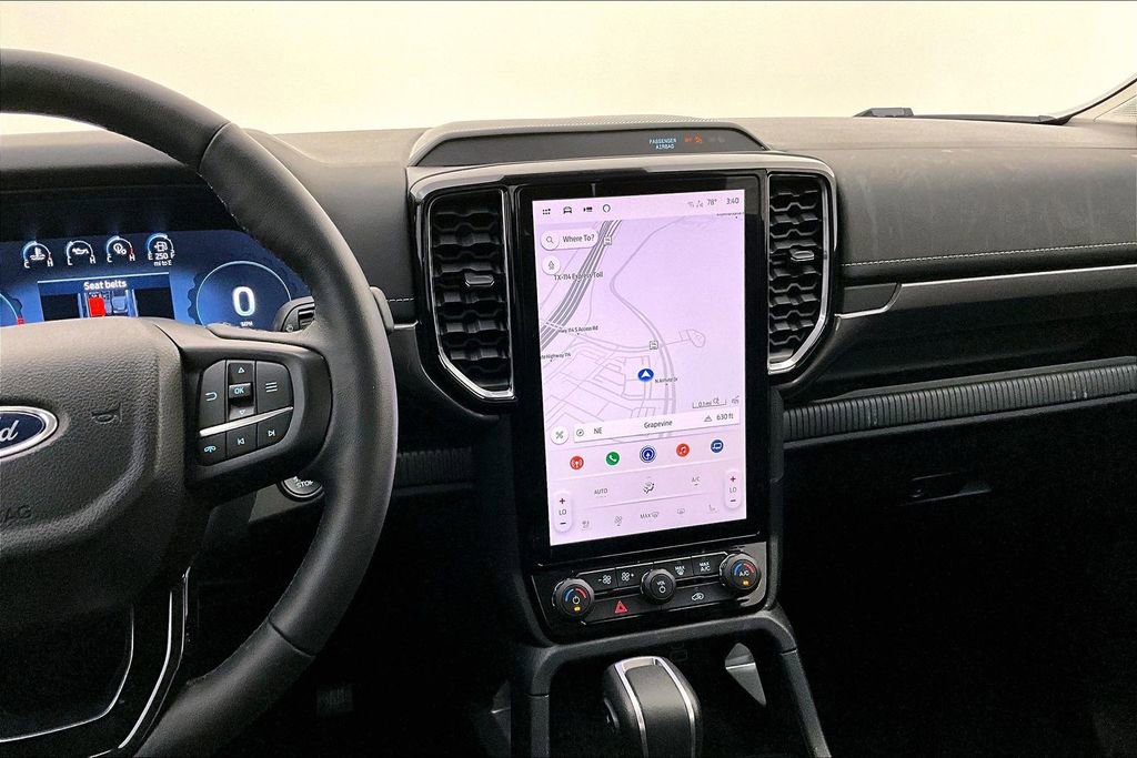 Used 2025 Ford Ranger Lariat w/ Trailer Tow Package image 9