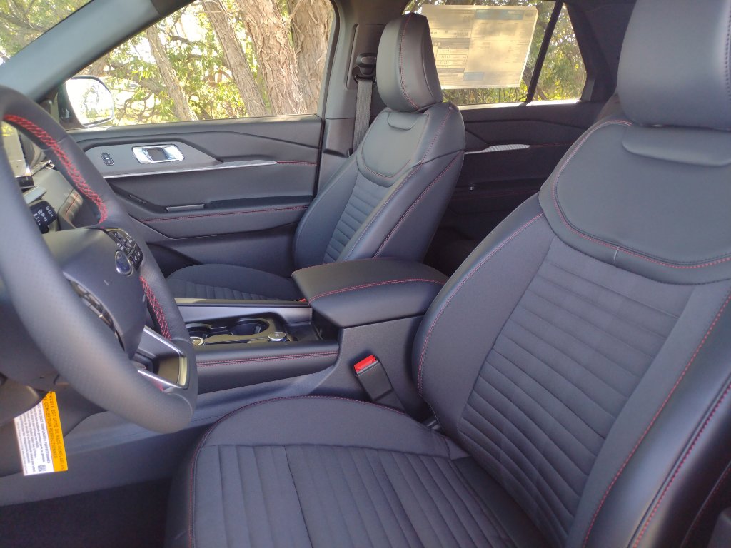 New 2025 Ford Explorer ST-Line image 19