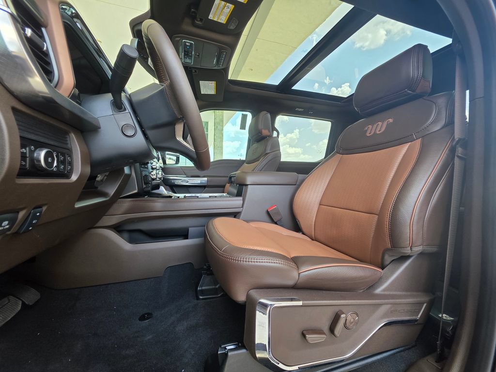 New 2026 Ford F250 King Ranch w/ Chrome Package AWD/4WD image 6