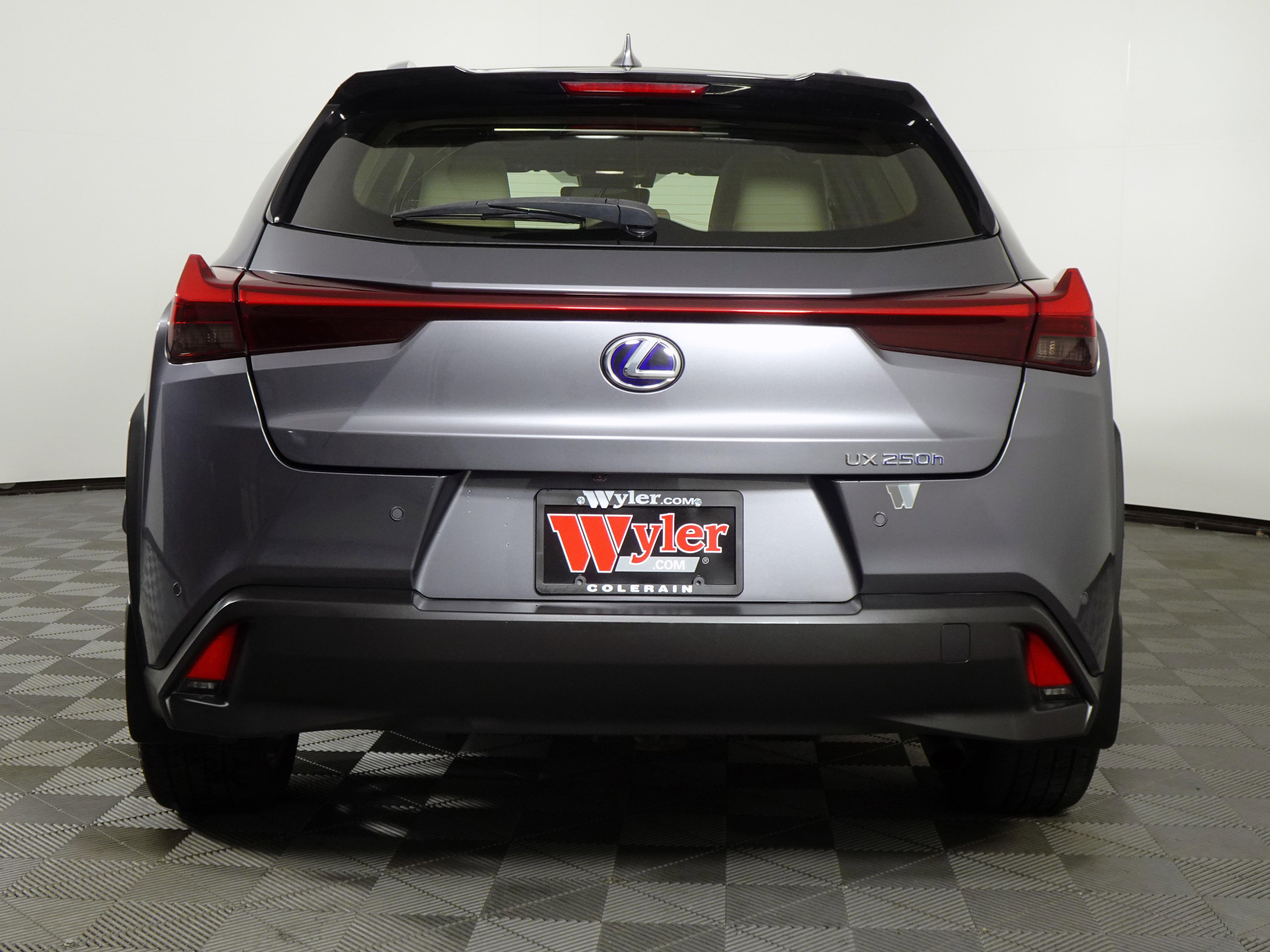 Used 2020 Lexus UX 250h w/ Premium Package image 43