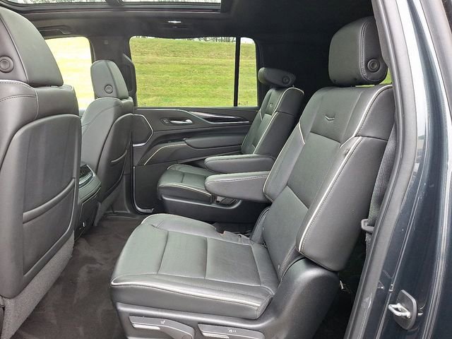 Used 2022 Cadillac Escalade ESV Sport w/ Touring Package image 13