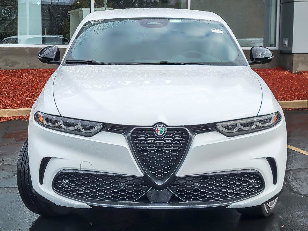 New 2025 Alfa Romeo Tonale w/ Premium Package AWD/4WD image 4