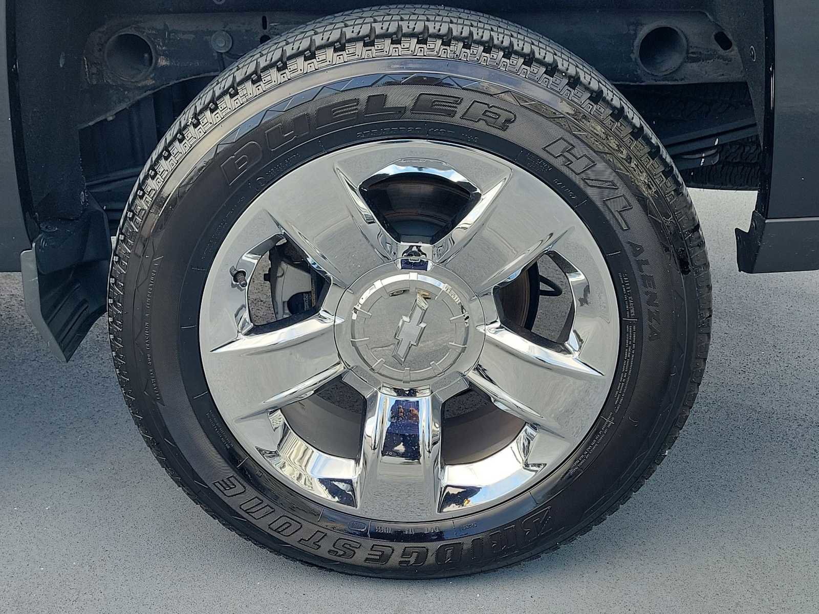 Used 2018 Chevrolet Silverado 1500 LTZ w/ Sport Package RWD image 12
