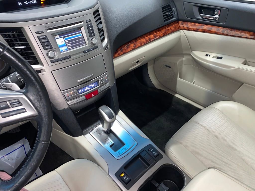 Used 2012 Subaru Outback 2.5i Limited image 20