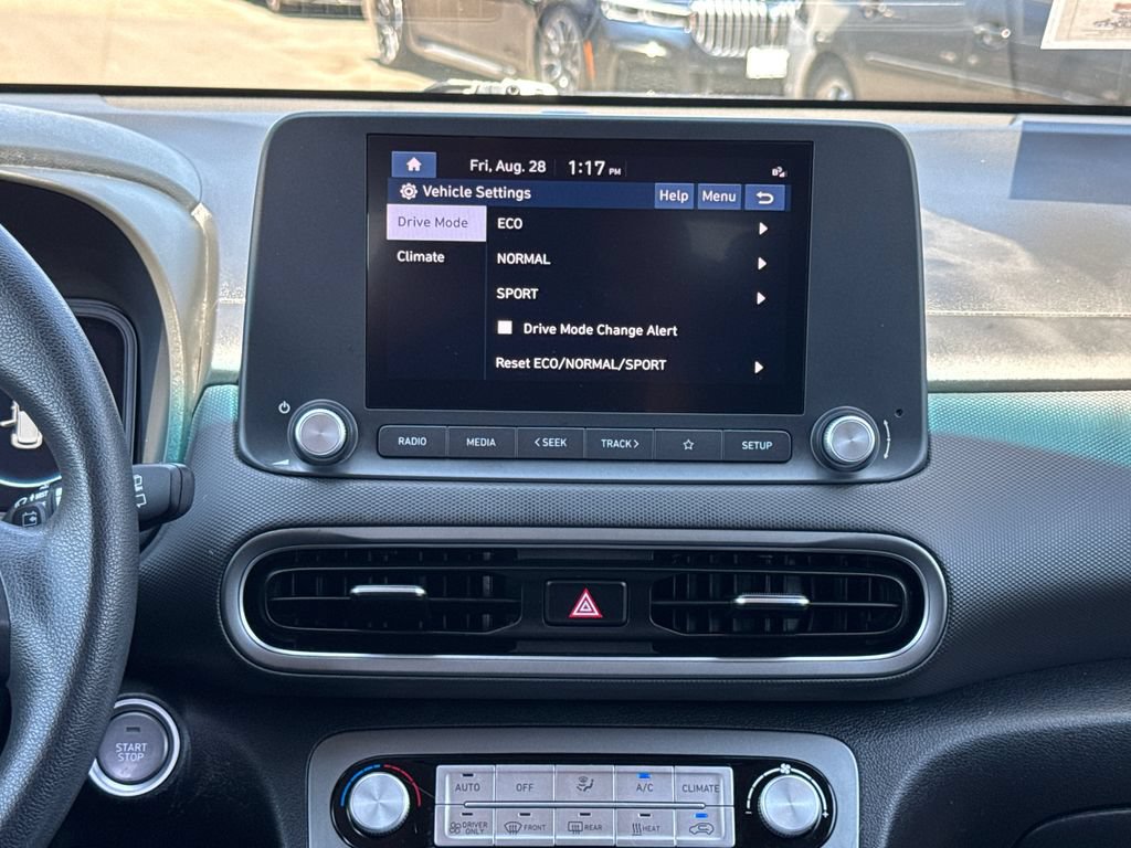 Used 2023 Hyundai Kona SE FWD image 22