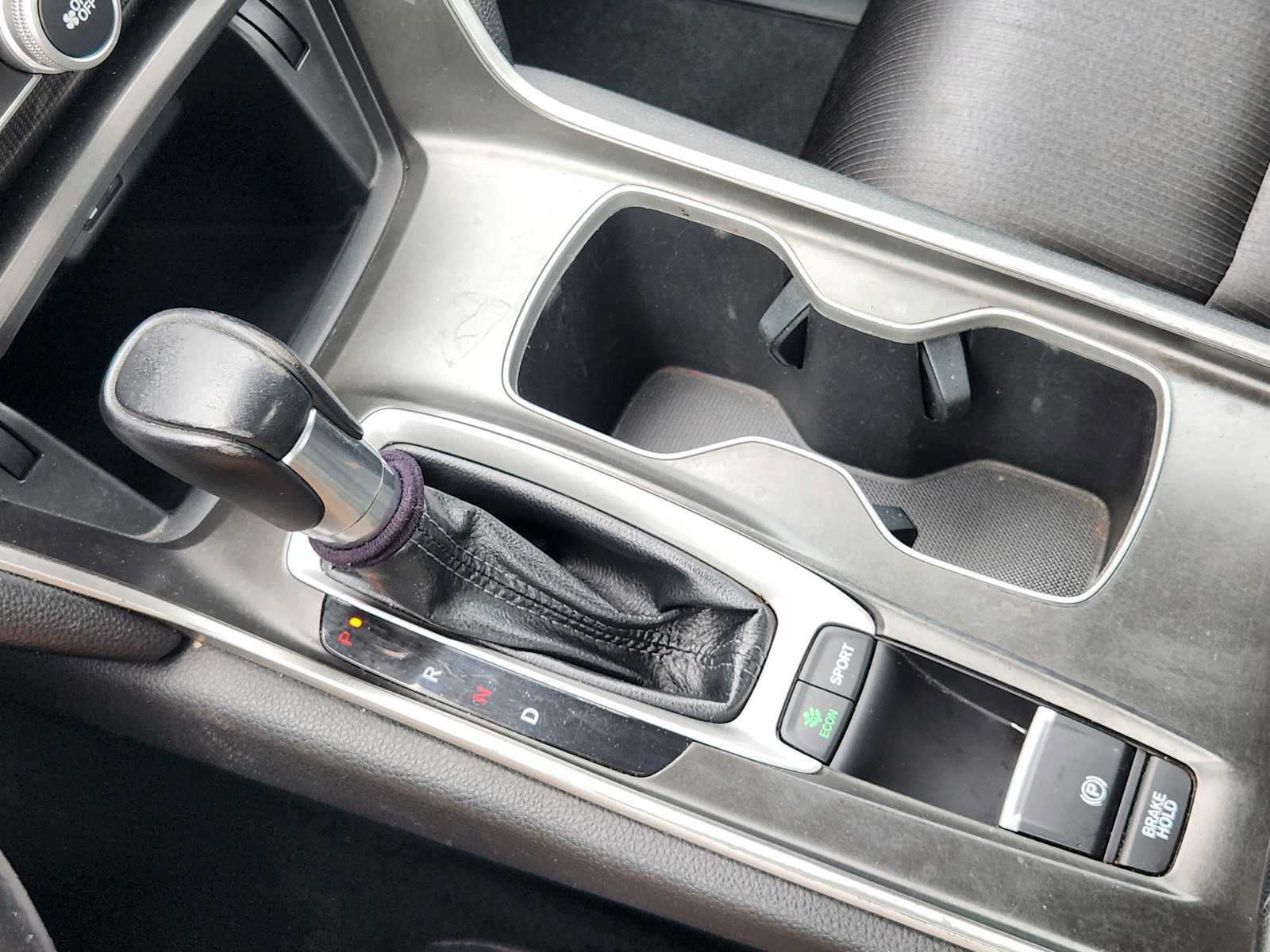 Used 2018 Honda Accord Sport image 18