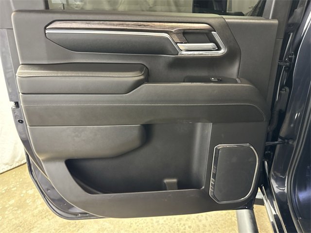 Used 2024 Chevrolet Silverado 3500 LTZ w/ LTZ Plus Package image 25