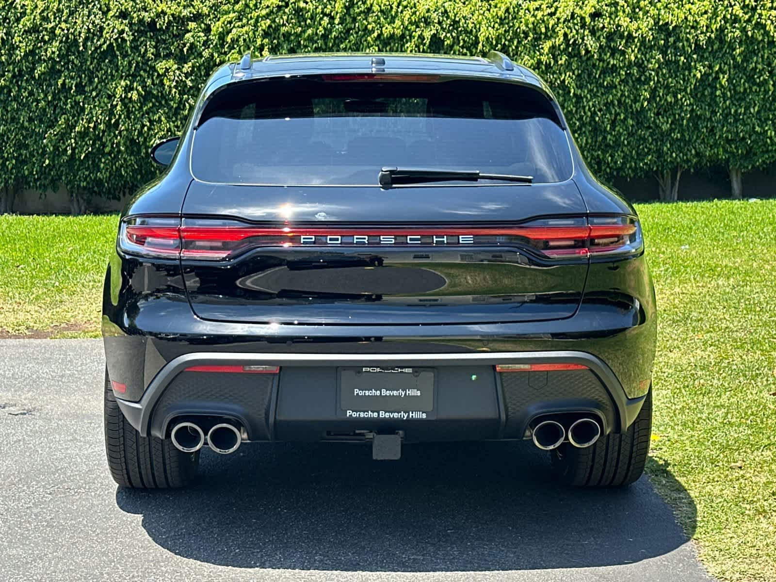New 2026 Porsche Macan AWD/4WD image 7