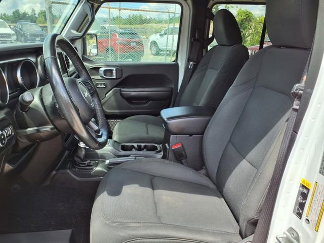 Used 2021 Jeep Gladiator Willys image 9