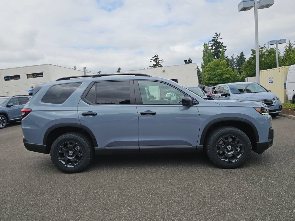 New 2026 Honda Pilot TrailSport image 8