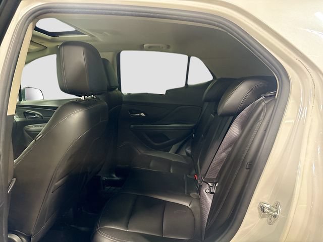 Used 2018 Buick Encore Essence AWD/4WD image 19