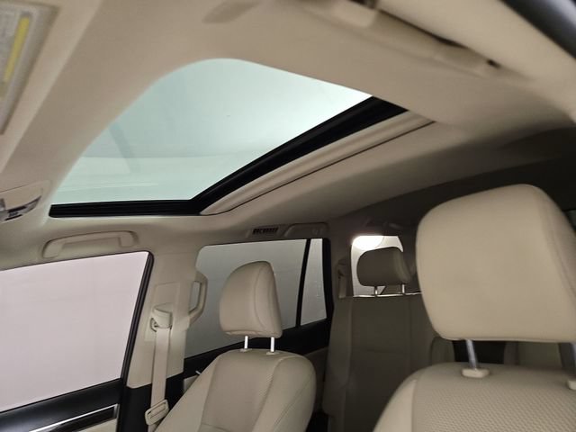 Used 2023 Lexus GX 460 Luxury w/ Sport Design Package AWD/4WD image 34