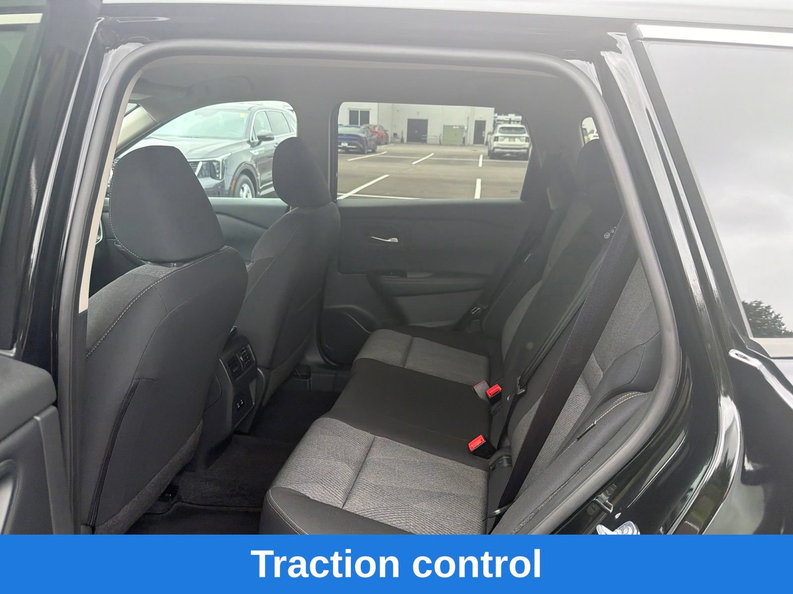Used 2024 Nissan Rogue SV AWD/4WD image 19