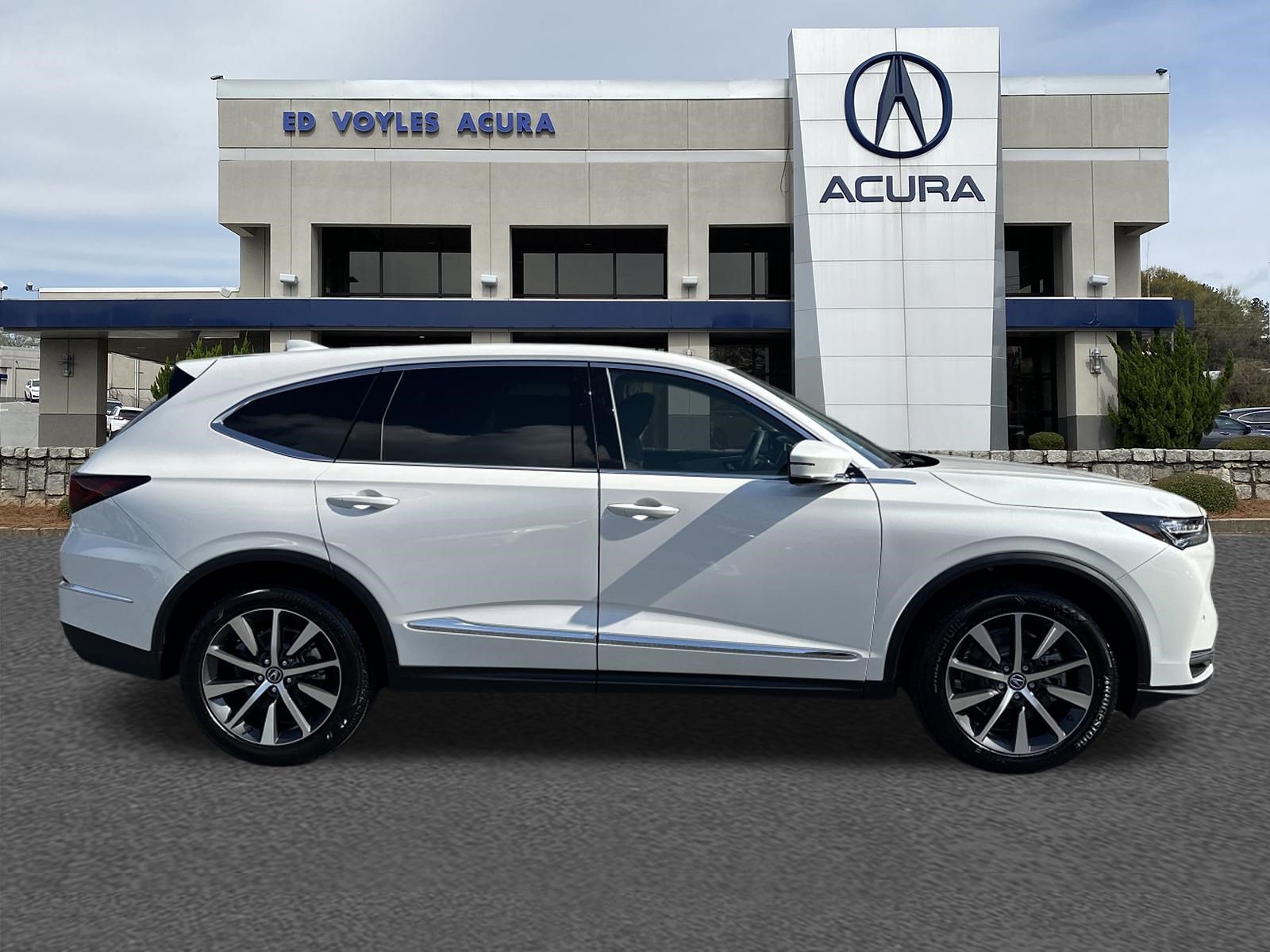 New 2026 Acura MDX w/ Technology Package FWD image 4