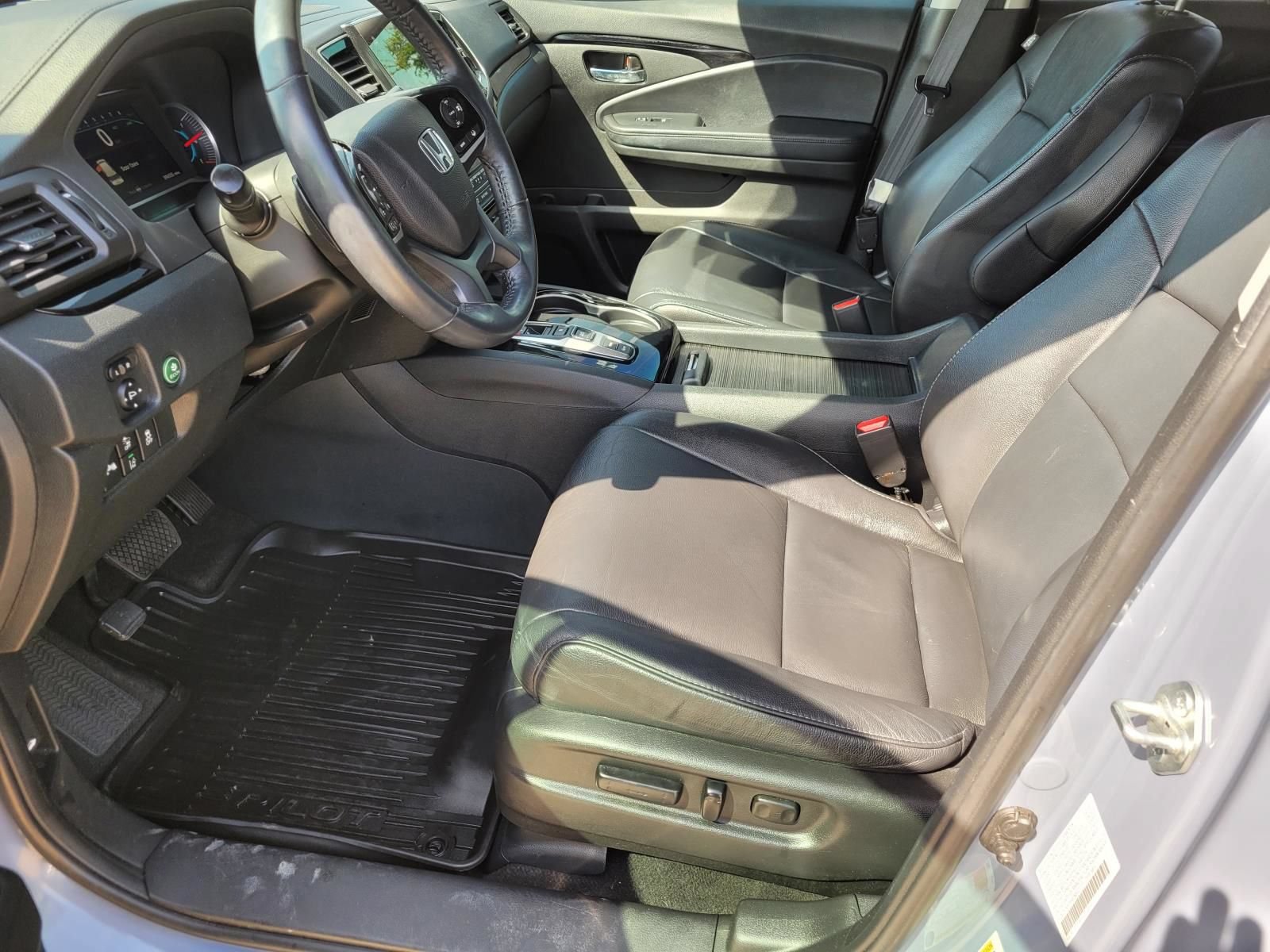 Used 2022 Honda Pilot Touring image 23