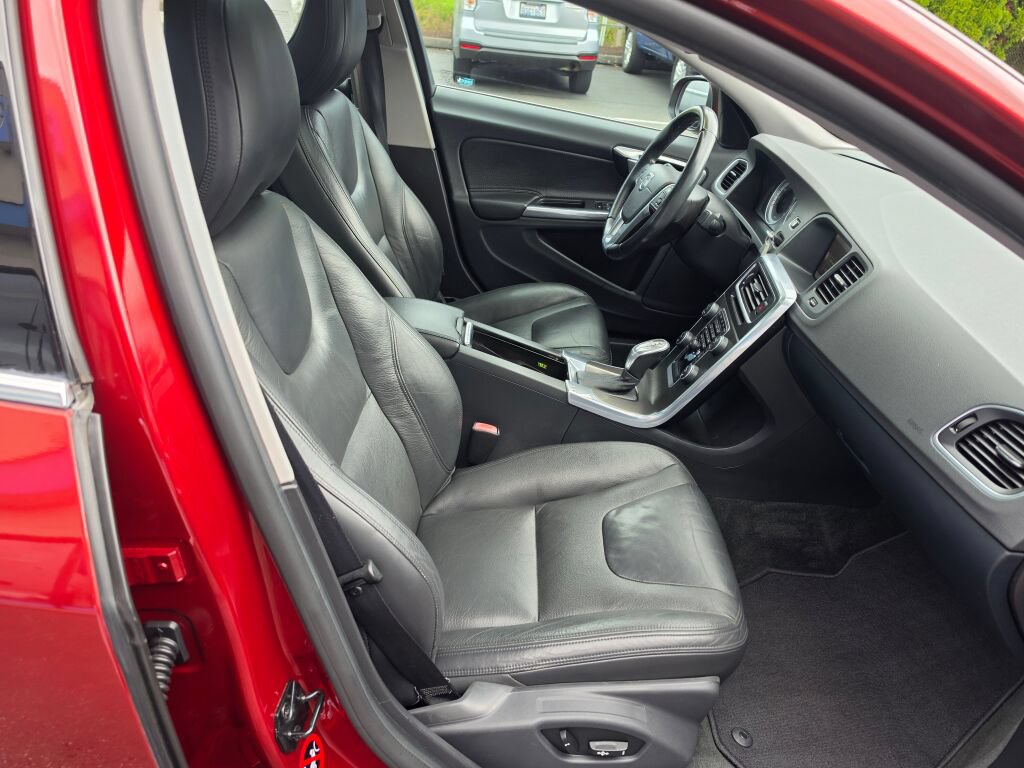 Used 2013 Volvo S60 T5 FWD image 11