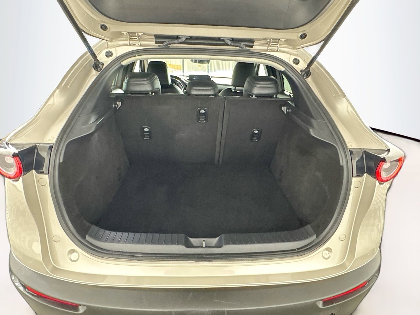 Used 2024 MAZDA CX-30 AWD 2.5 S w/ Select Sport Pkg image 22