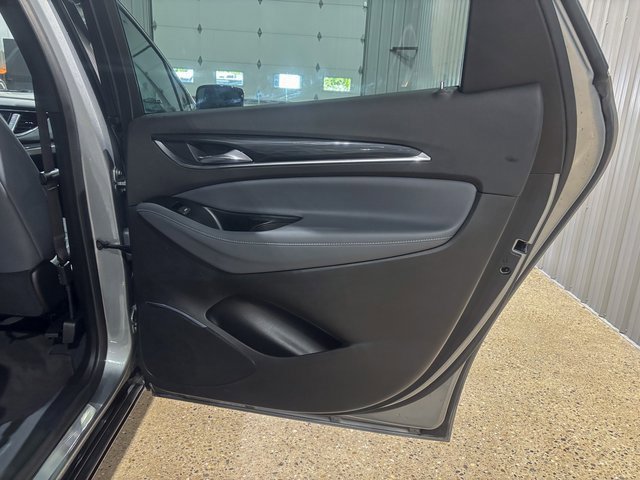 Used 2024 Buick Enclave Premium image 29